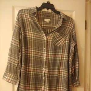 EUC AVA & VIV flannel